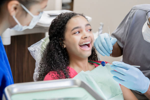 Best Emergency Denture Repair in Rockford, MI